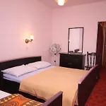 Apartments And Rooms By The Sea Sucuraj, Hvar - 4029